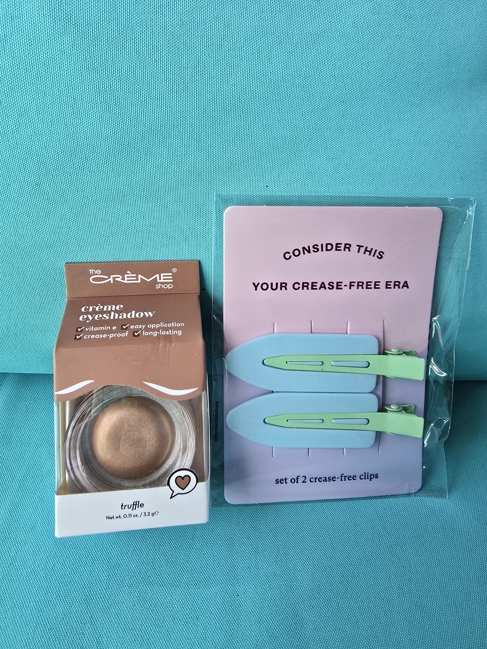 The Crème Shop Eyeshadow Pot & Crease-Free Clips - Truffle OR Fruit Tart - Picture 2 of 9